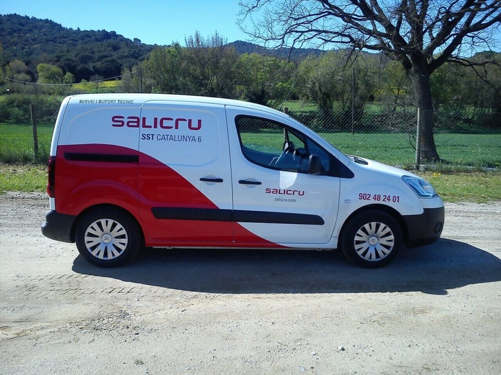 retolacio-flota-vehicles-salicru-01