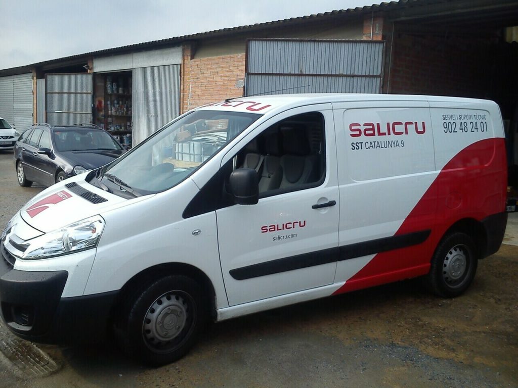 retolacio-flota-vehicles-salicru-12