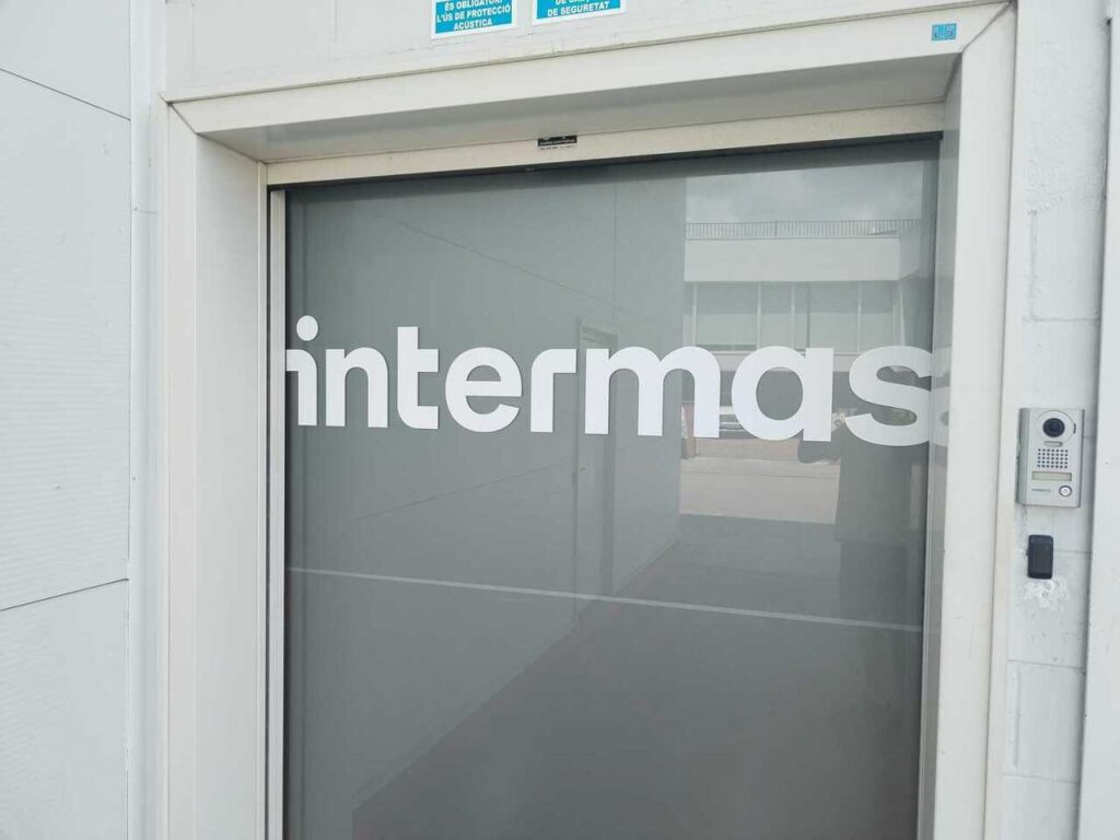 vinil-caixa-llum-intermas-11