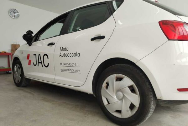 rotulacion autoescuela jac 01 - Rotulación Barcelona