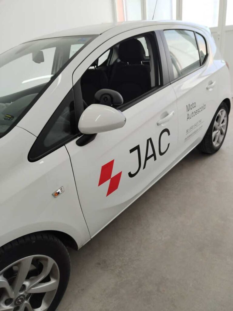 rotulacion-autoescuela-jac-07